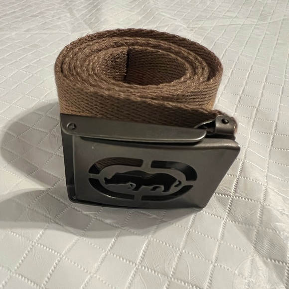 ✨SOLD - Ecko Untld Canvas Web Belt with Rhino Buckle - Picture 2 of 5